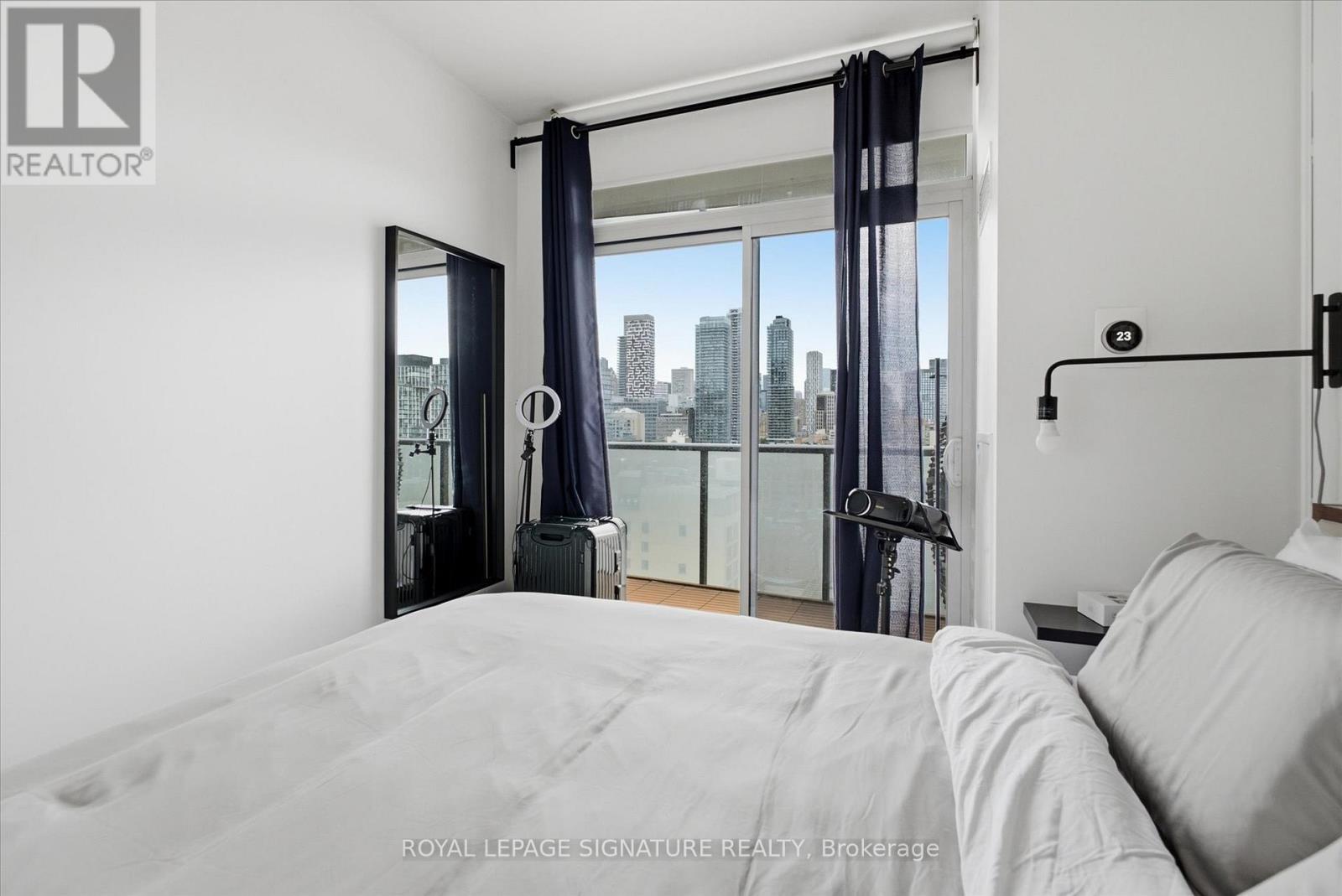 1504 - 1 Market Street, Toronto, Ontario  M5E 0A2 - Photo 16 - C13500430