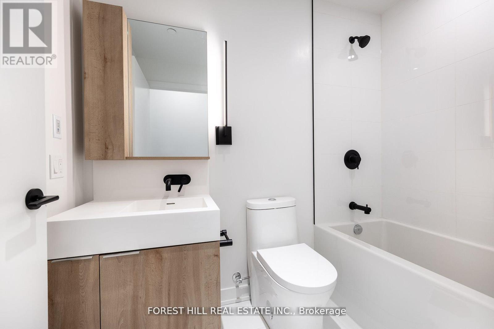 1302 - 117 Broadway Avenue, Toronto, Ontario  M4P 1V3 - Photo 5 - C13500432