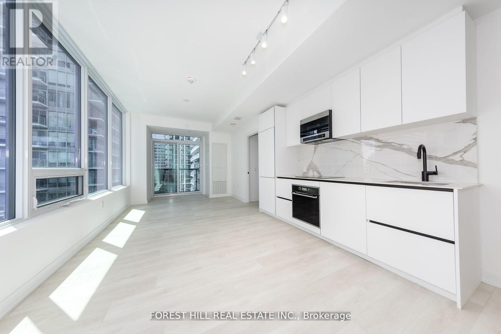 1302 - 117 Broadway Avenue, Toronto, Ontario  M4P 1V3 - Photo 7 - C13500432