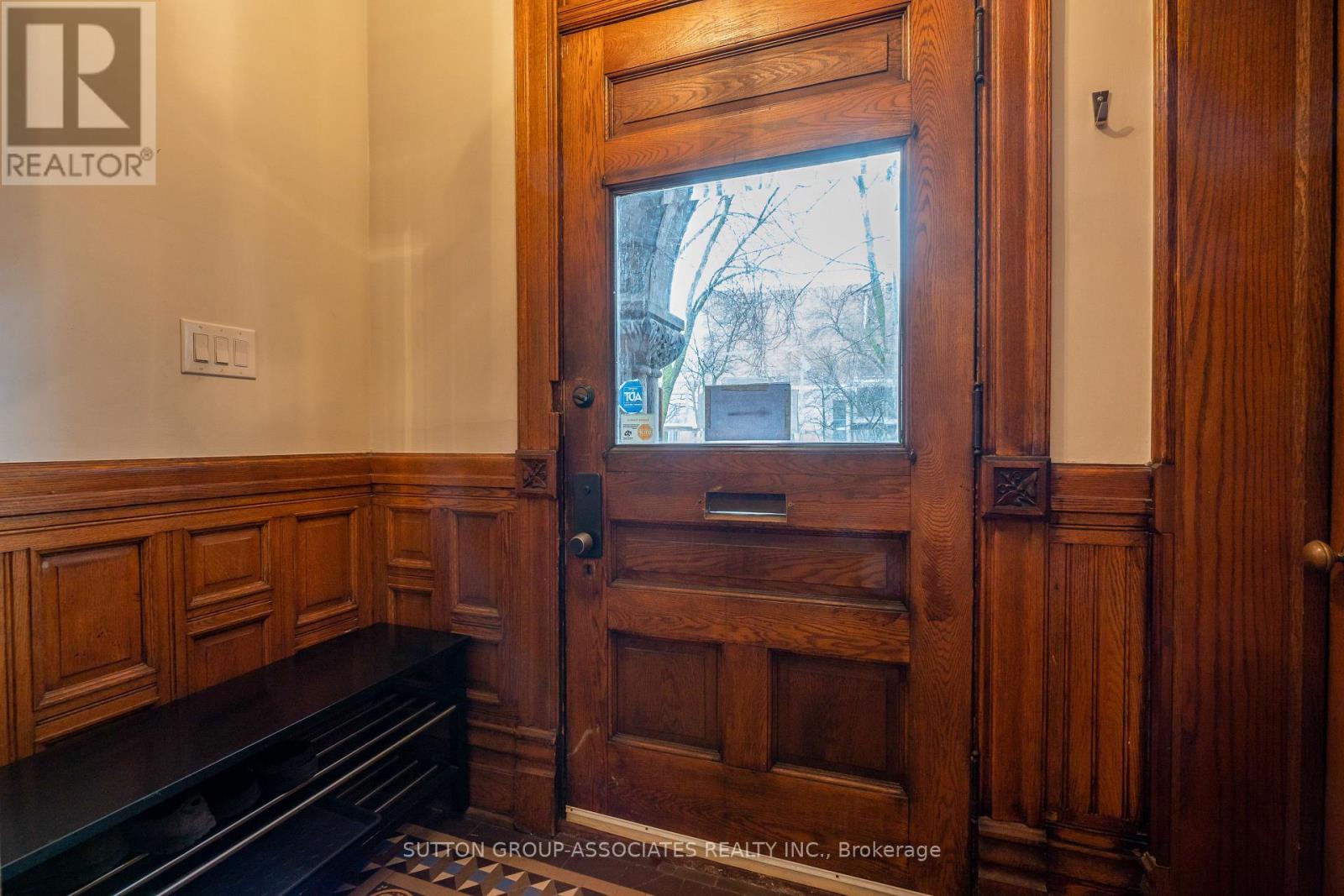 1 - 608 Spadina Avenue, Toronto, Ontario  M5S 2H4 - Photo 2 - C13500496