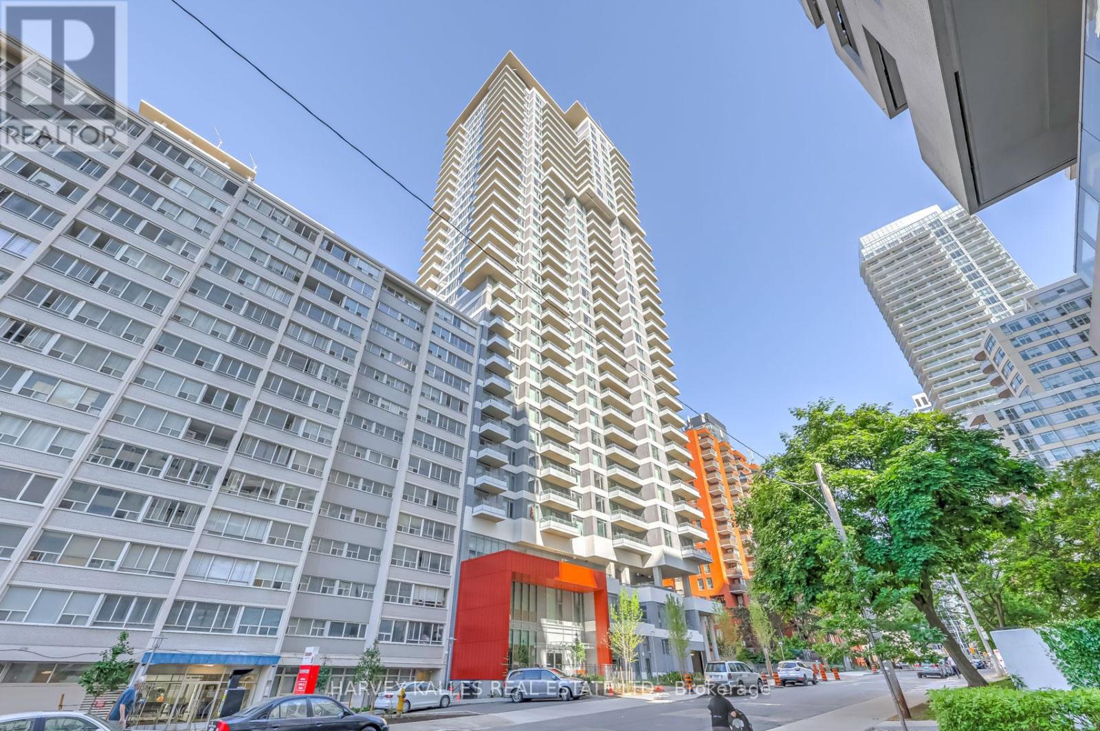 2217 - 50 Dunfield Avenue, Toronto, Ontario  M4S 0E4 - Photo 1 - C13500498
