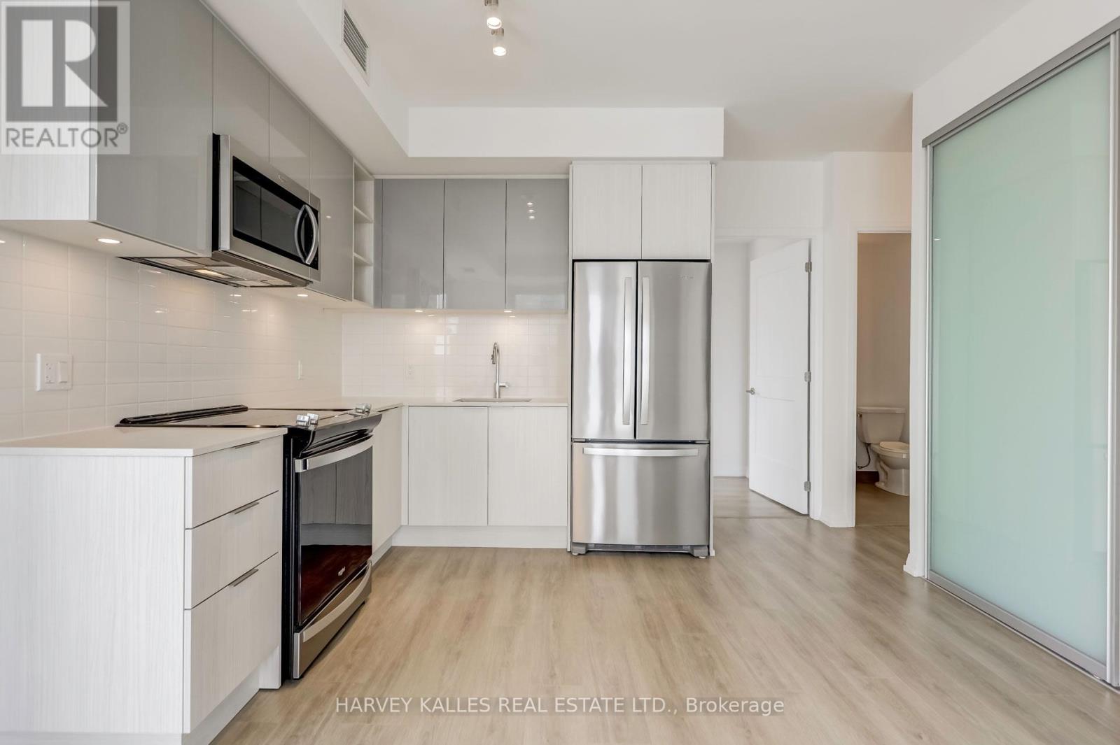 2217 - 50 Dunfield Avenue, Toronto, Ontario  M4S 0E4 - Photo 4 - C13500498