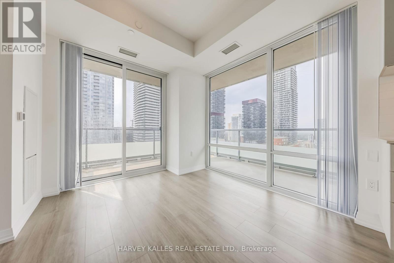 2217 - 50 Dunfield Avenue, Toronto, Ontario  M4S 0E4 - Photo 7 - C13500498
