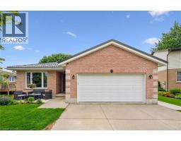 7 FERN Place, Listowel, Ontario