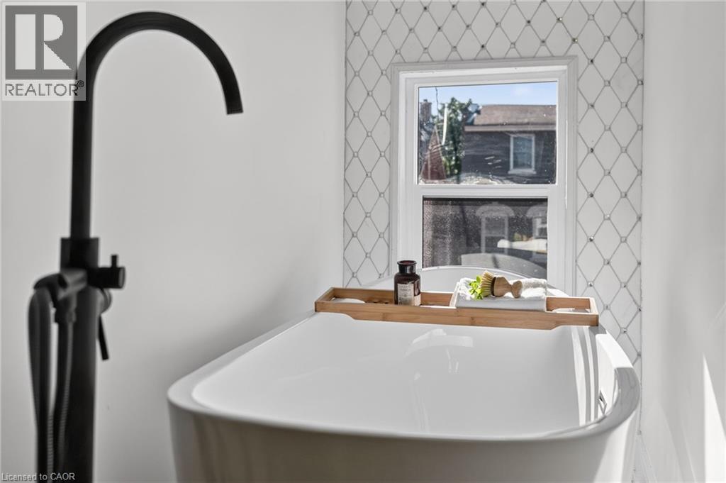 118 Cathcart Street, Hamilton, Ontario  L8L 5A2 - Photo 35 - 40843402
