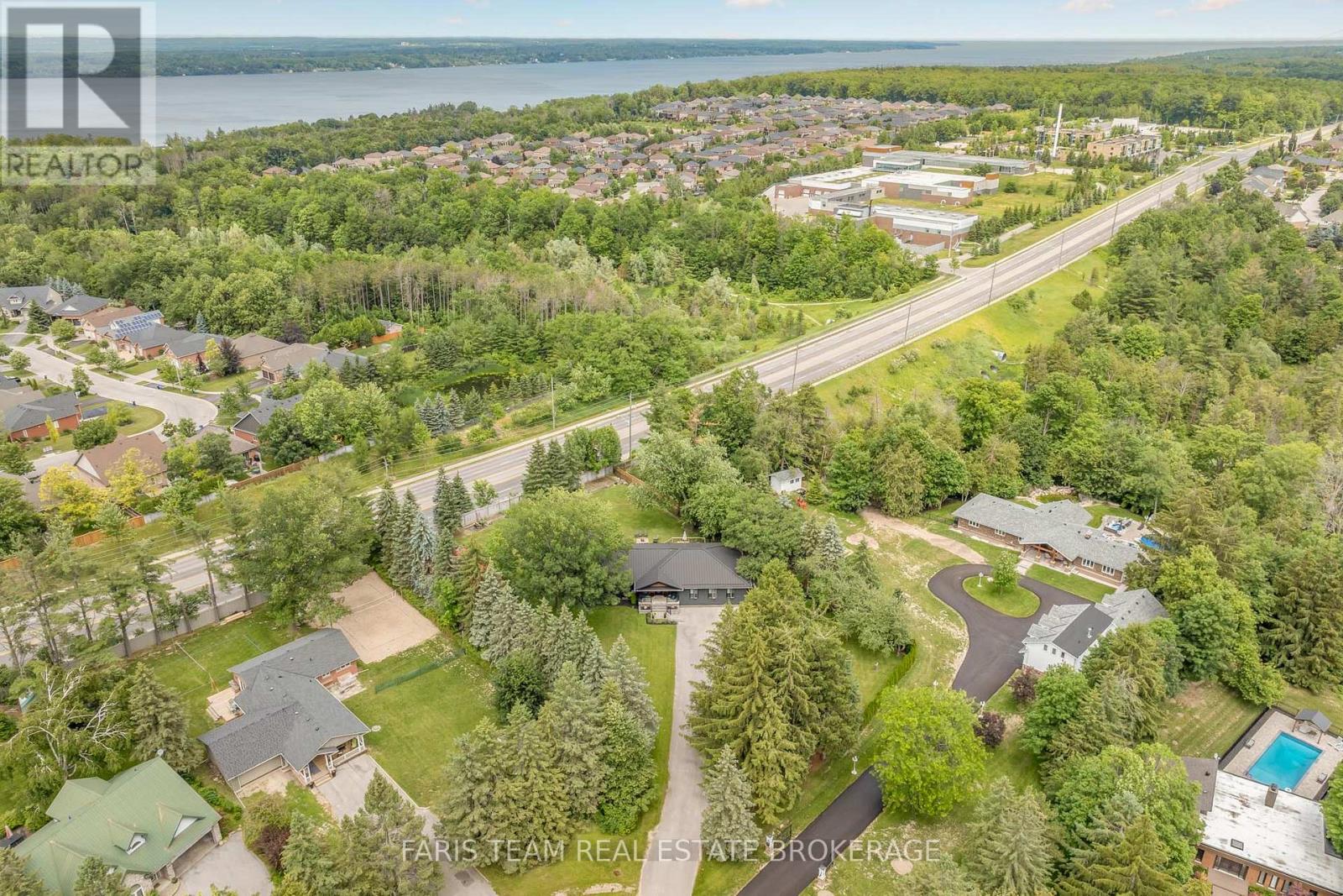 223a Hickory Lane, Barrie (Bayshore), Ontario  L4N 4J9 - Photo 48 - S13500326