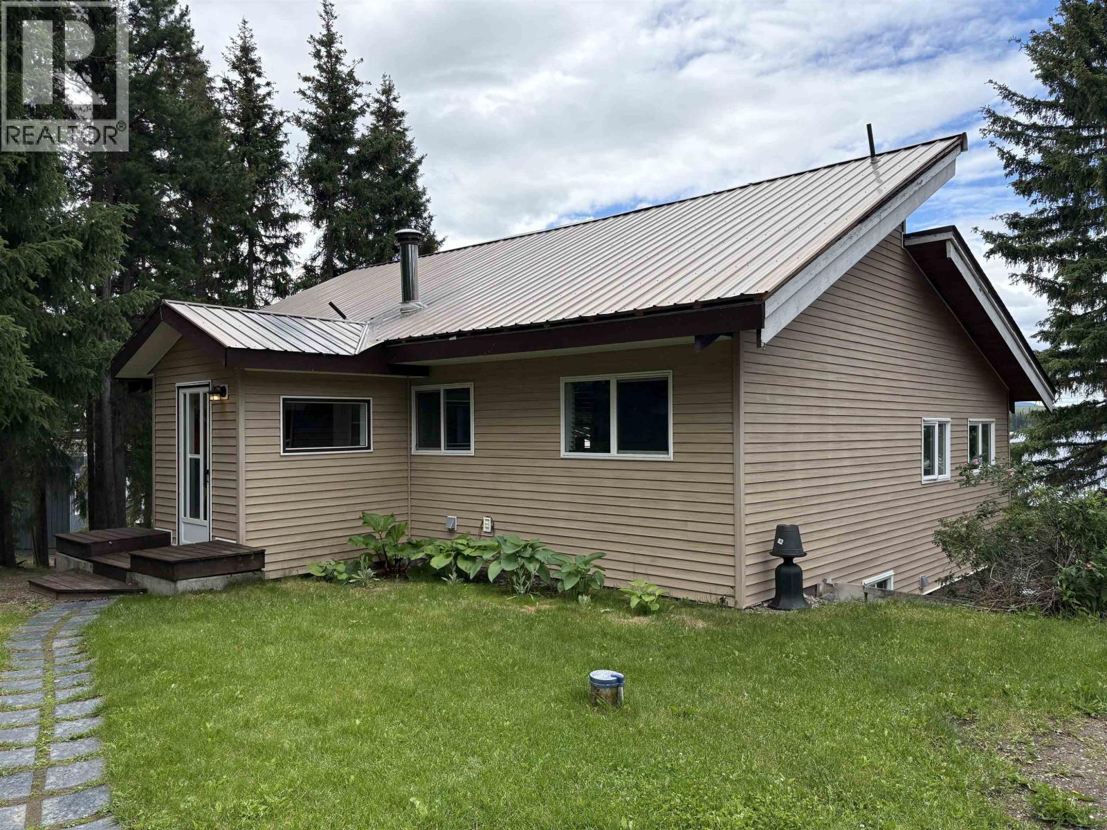 17048 NORMAN LAKE ROAD