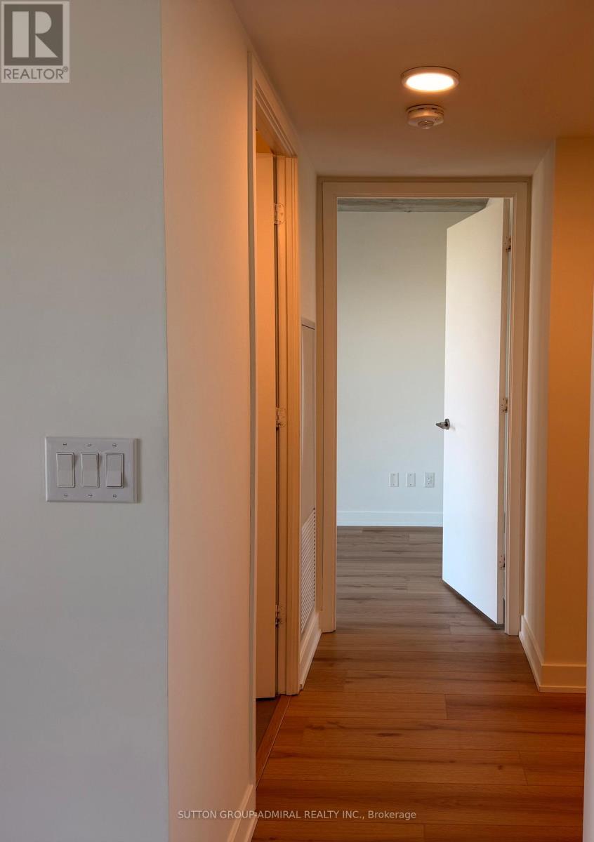 1901 - 65 Mutual Street, Toronto, Ontario  M5B 0E5 - Photo 10 - C13488528