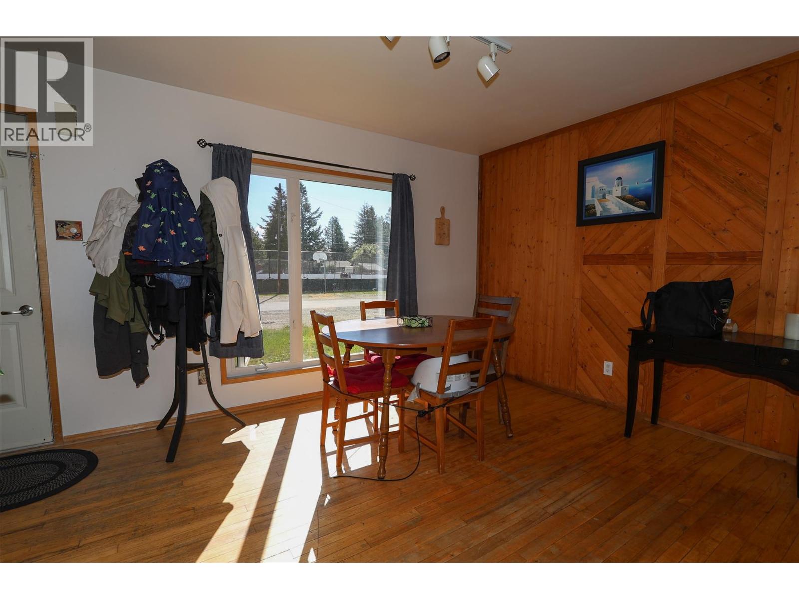 610 6 Avenue, Kimberley, British Columbia V1A 2V7 - Photo 8 - 10392670