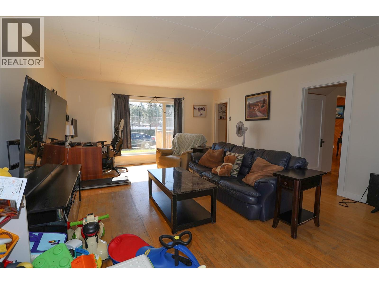 610 6 Avenue, Kimberley, British Columbia V1A 2V7 - Photo 9 - 10392670