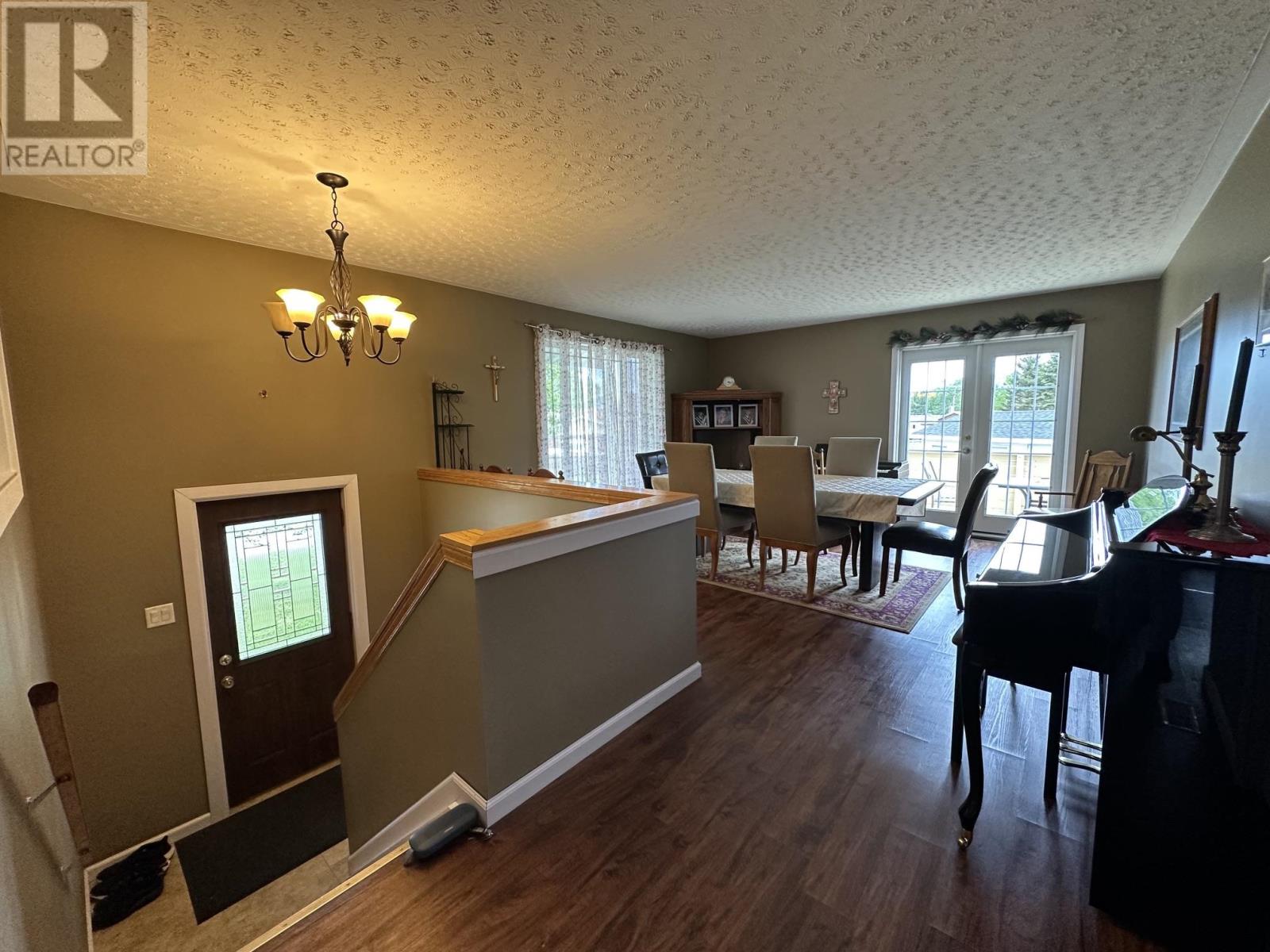 8 Terrace Ct, Terrace Bay, Ontario  P0T 2W0 - Photo 9 - TB2601482