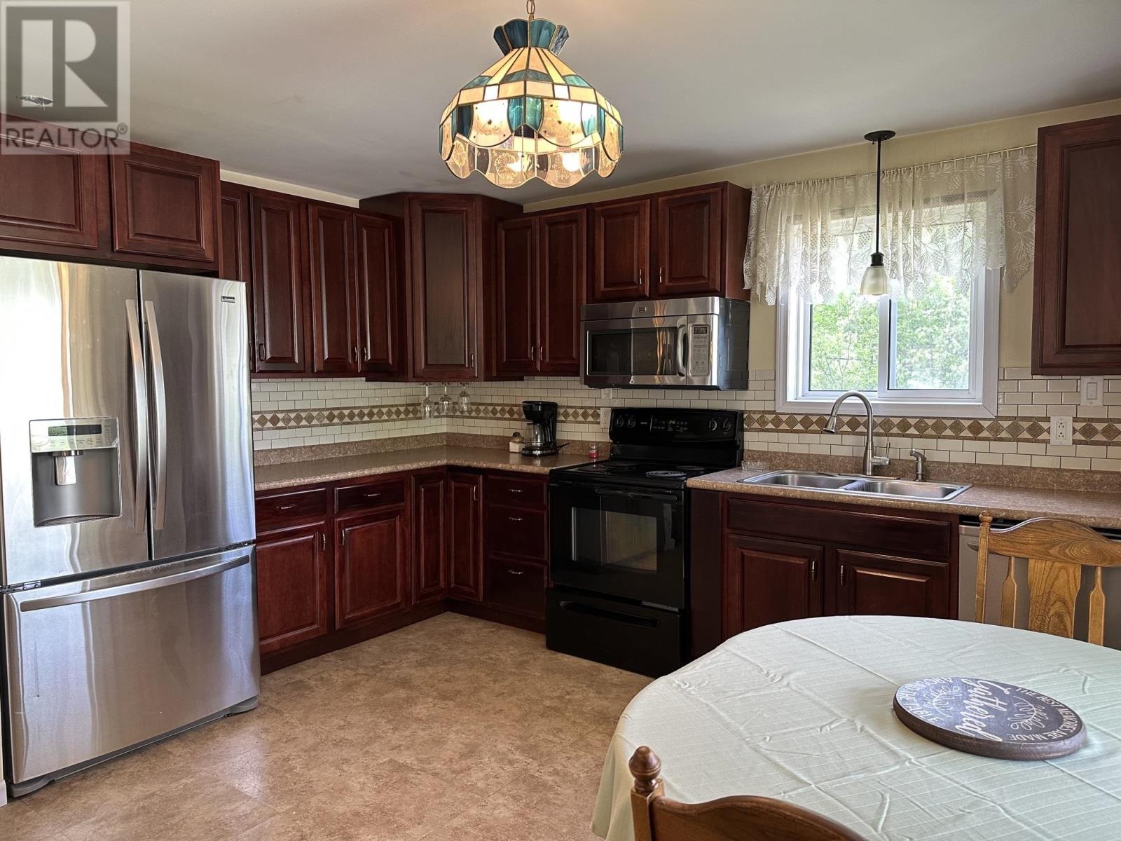 8 Terrace Ct, Terrace Bay, Ontario  P0T 2W0 - Photo 6 - TB2601482