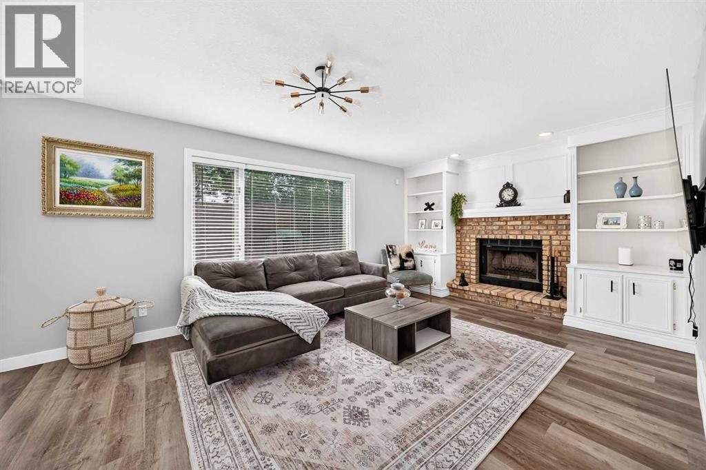 47 Canterbury Court Sw, Calgary, Alberta  T2W 6C2 - Photo 10 - A2323968