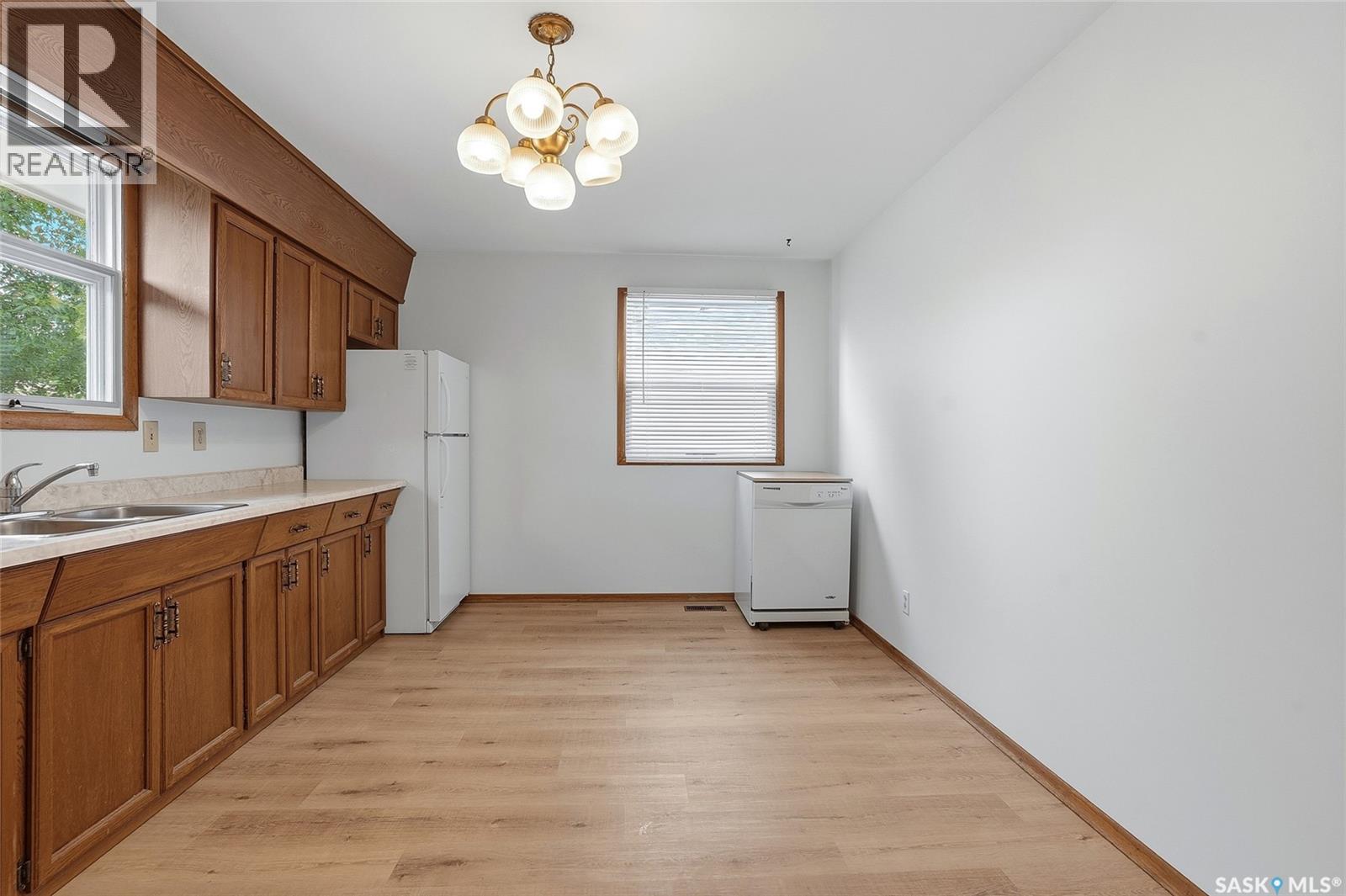 S 1704 Preston Avenue S, Saskatoon, Saskatchewan  S7H 2V8 - Photo 10 - SK040951