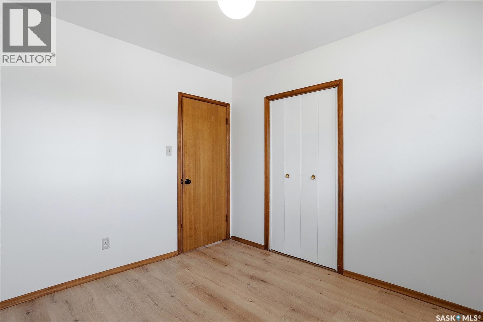 S 1704 Preston Avenue S, Saskatoon, Saskatchewan  S7H 2V8 - Photo 14 - SK040951