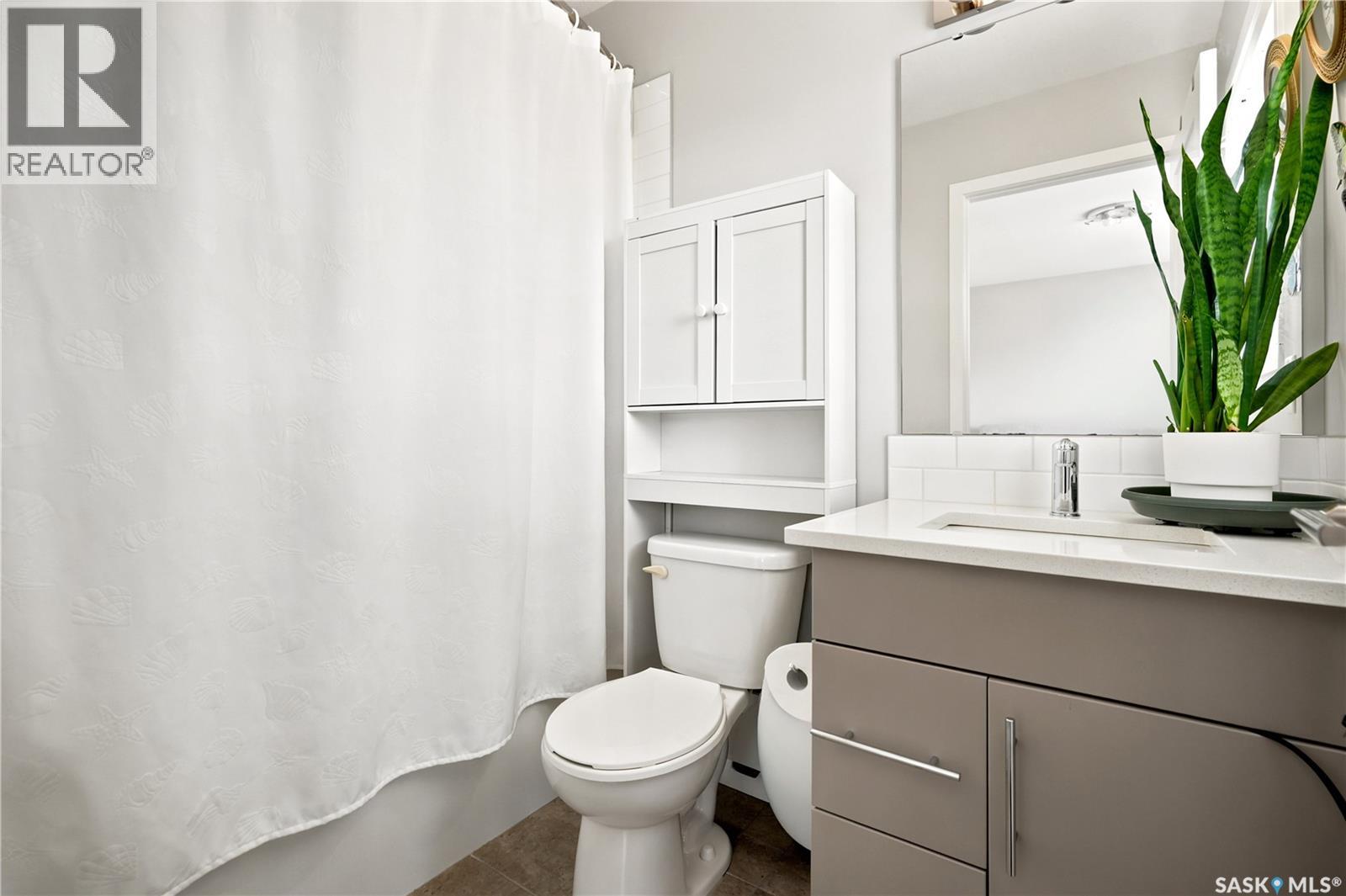 3242 Chuka Boulevard, Regina, Saskatchewan  S4V 3S6 - Photo 24 - SK040847