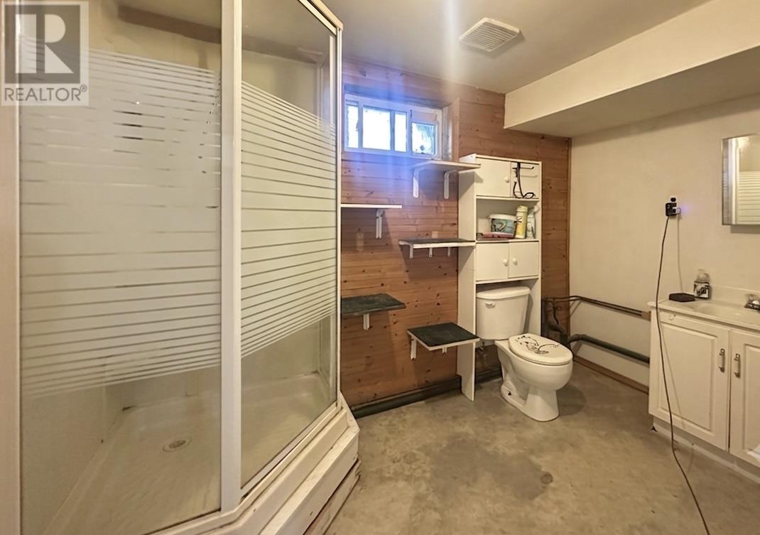 251 Strand Ave, Thunder Bay, Ontario  P7B 5A5 - Photo 16 - TB2601728