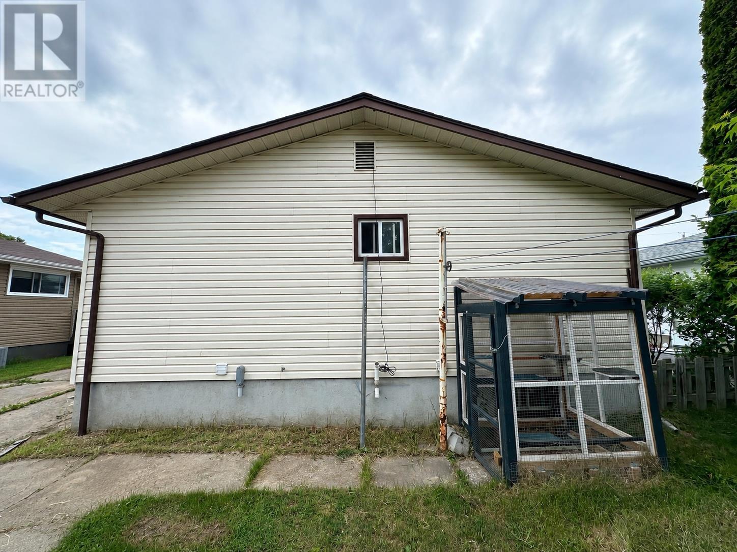 251 Strand Ave, Thunder Bay, Ontario  P7B 5A5 - Photo 18 - TB2601728