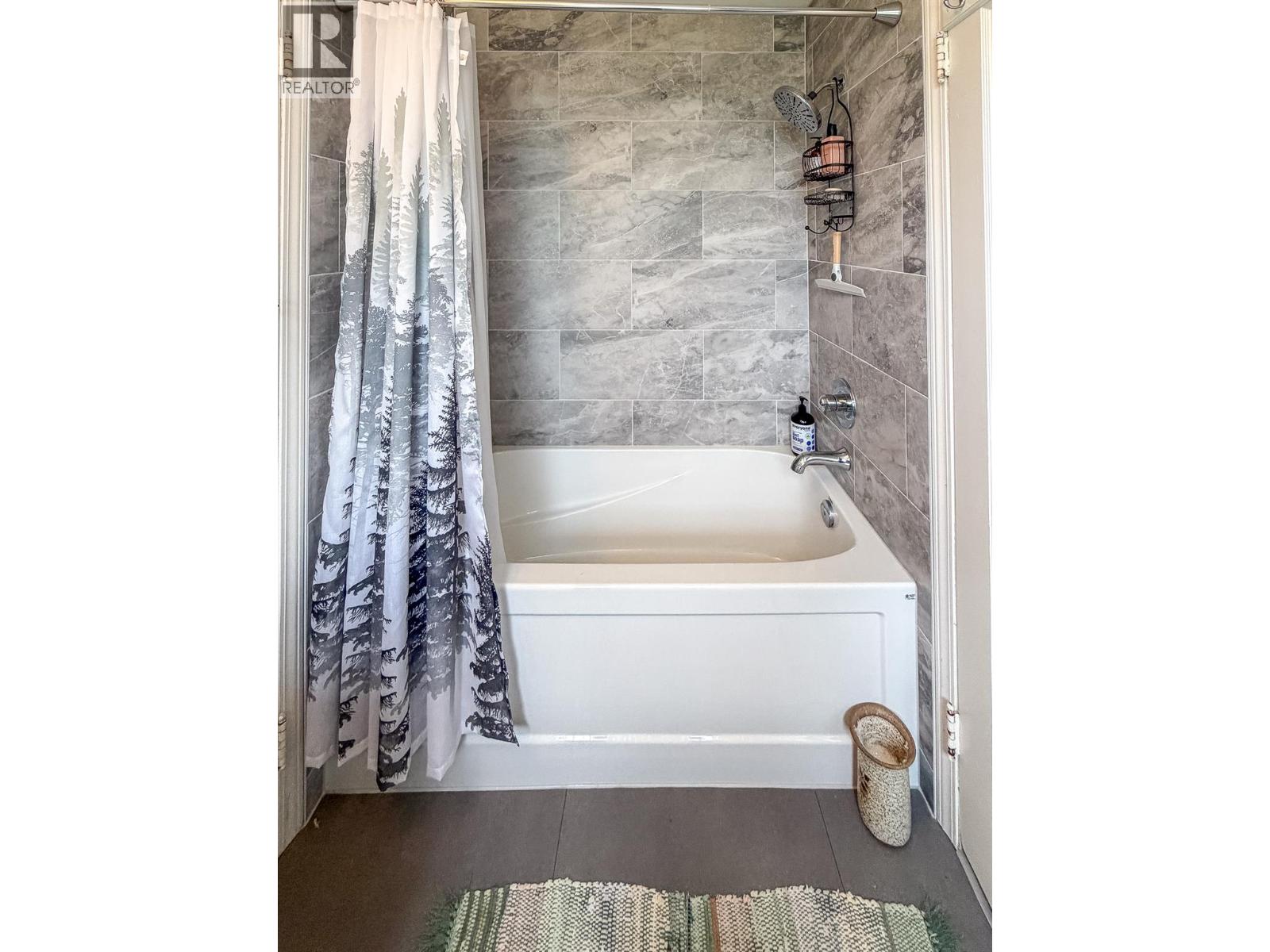 308 9th Avenue S, Cranbrook, British Columbia V1C 2M5 - Photo 15 - 10392988