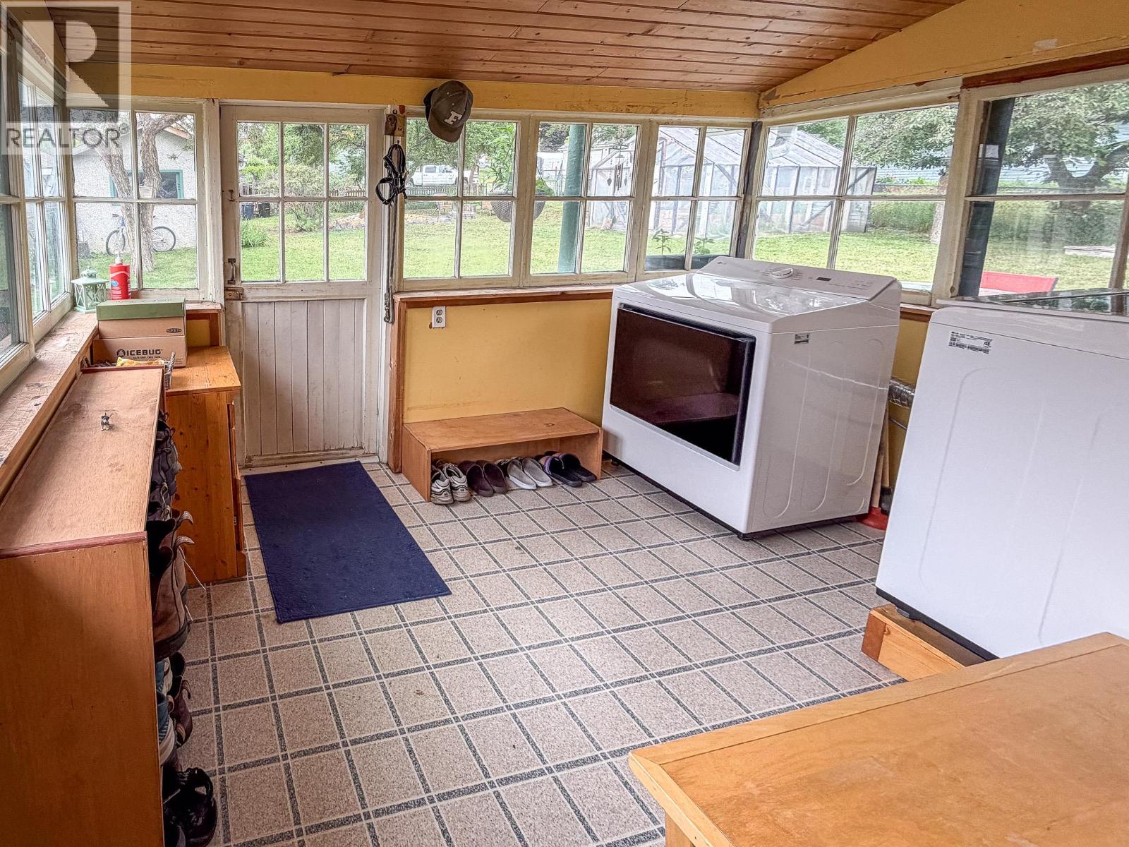 308 9th Avenue S, Cranbrook, British Columbia V1C 2M5 - Photo 18 - 10392988