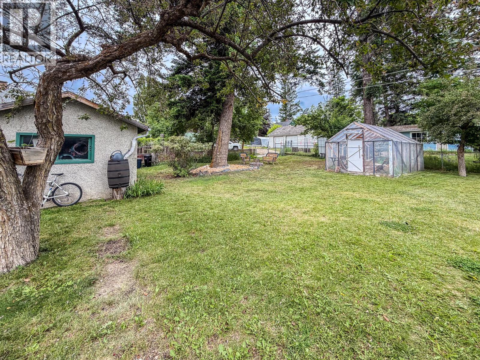 308 9th Avenue S, Cranbrook, British Columbia V1C 2M5 - Photo 19 - 10392988
