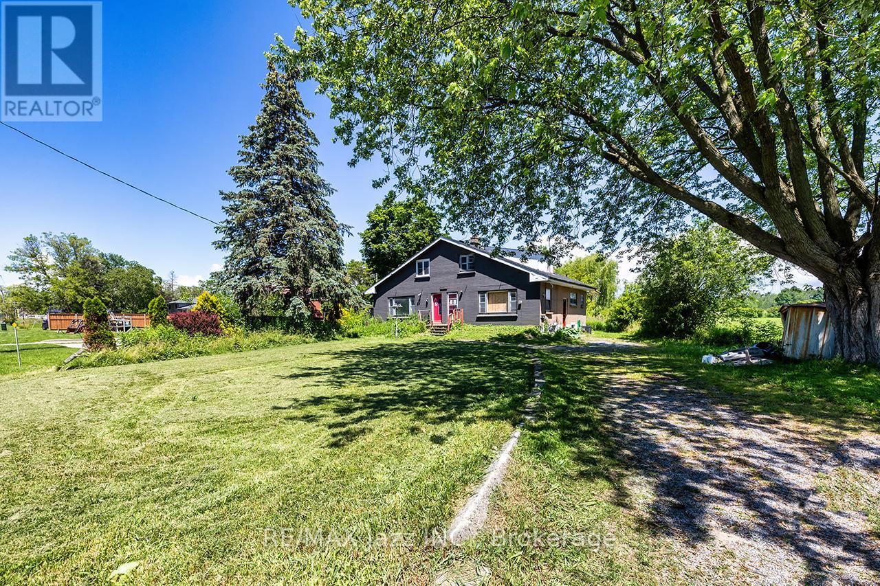 2216 Highway 2, Clarington, Ontario  L1C 6C3 - Photo 2 - E13500628