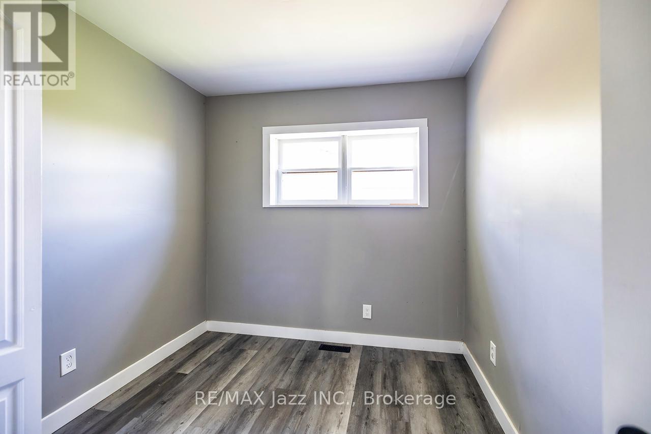 2216 Highway 2, Clarington, Ontario  L1C 6C3 - Photo 21 - E13500628