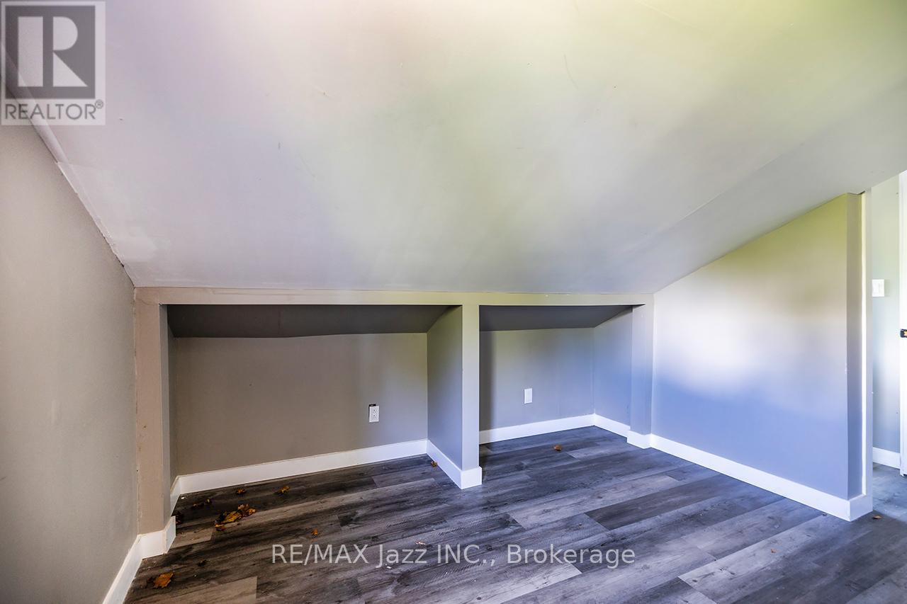 2216 Highway 2, Clarington, Ontario  L1C 6C3 - Photo 23 - E13500628