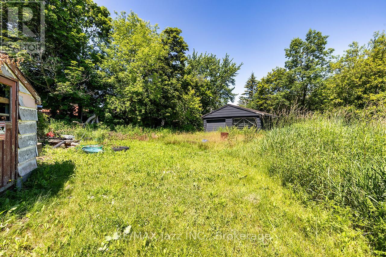 2216 Highway 2, Clarington, Ontario  L1C 6C3 - Photo 26 - E13500628