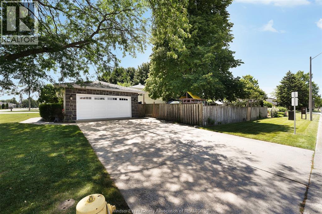 3966 Concession 3 Road North, Amherstburg, Ontario  N9V 2Y9 - Photo 4 - 26015456