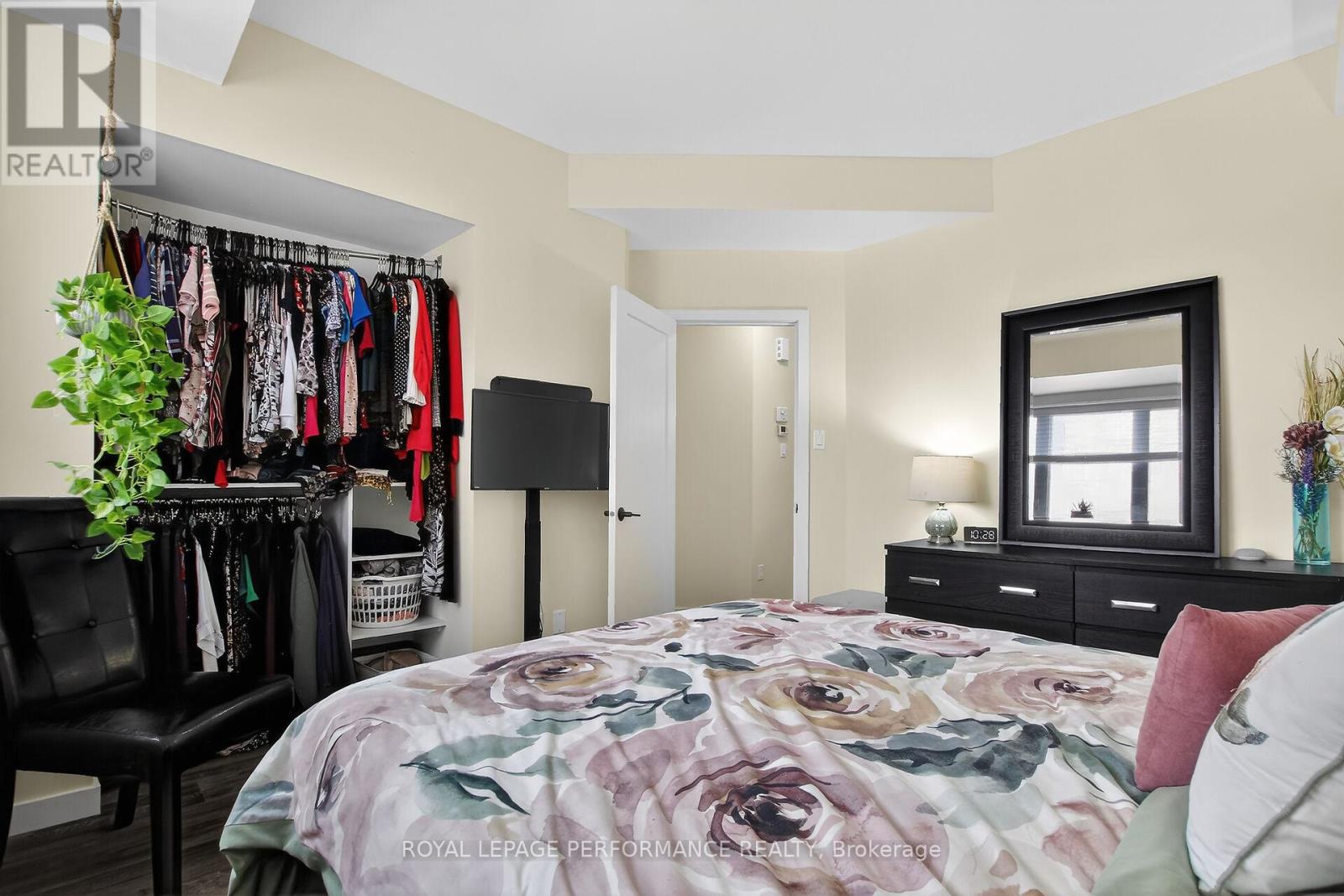 B - 135 Harthill Way, Ottawa, Ontario  K2J 5V1 - Photo 32 - X13500506