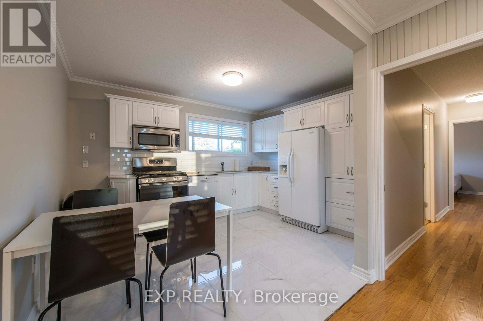 A - 107 Hilliard Avenue, Ottawa, Ontario  K2E 6C5 - Photo 10 - X13500570