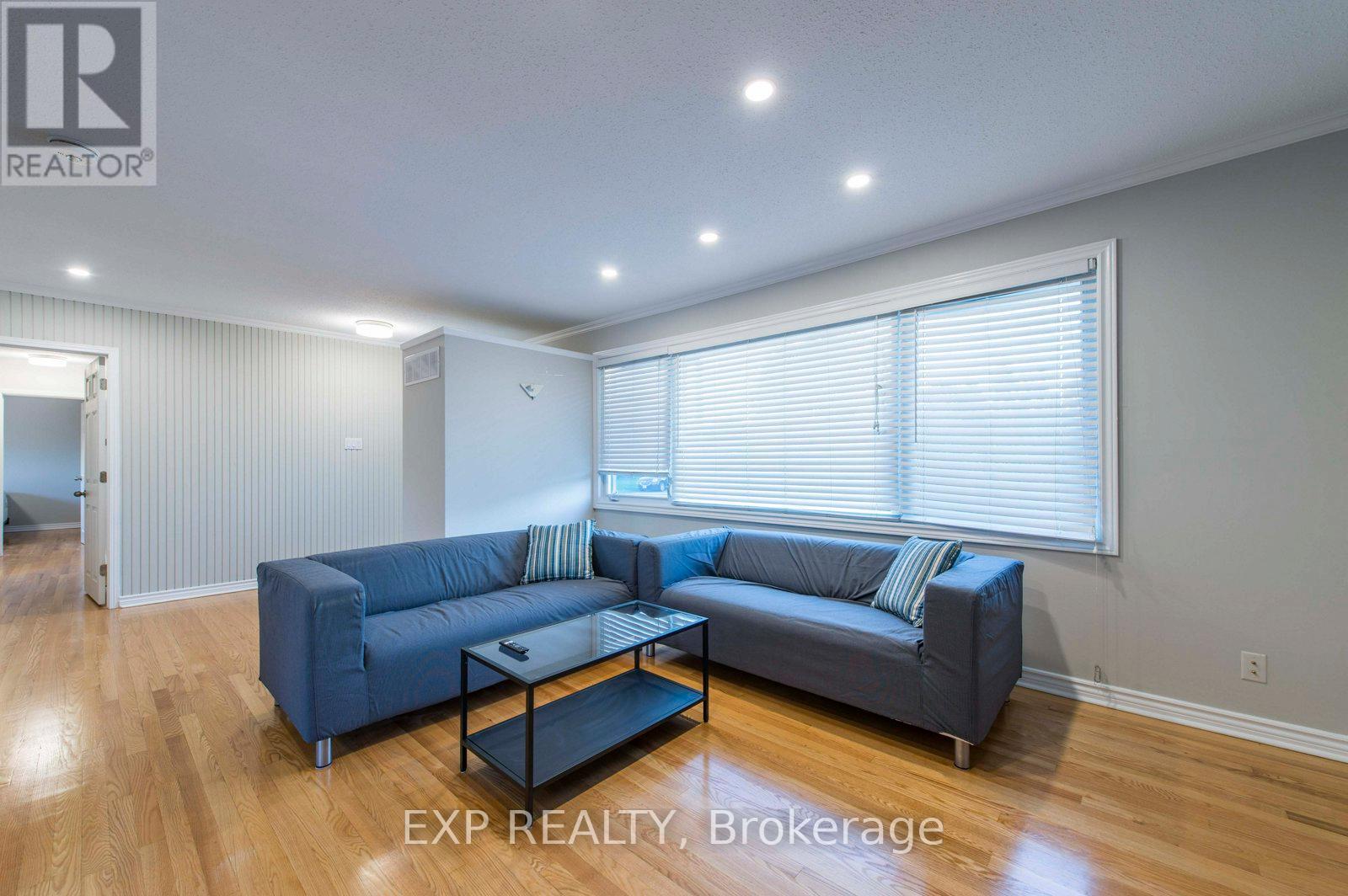 A - 107 Hilliard Avenue, Ottawa, Ontario  K2E 6C5 - Photo 2 - X13500570