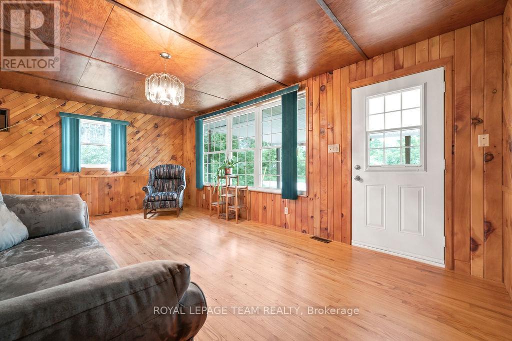 19 Lepinski Road, Madawaska Valley, Ontario  K0J 1B0 - Photo 25 - X13500612