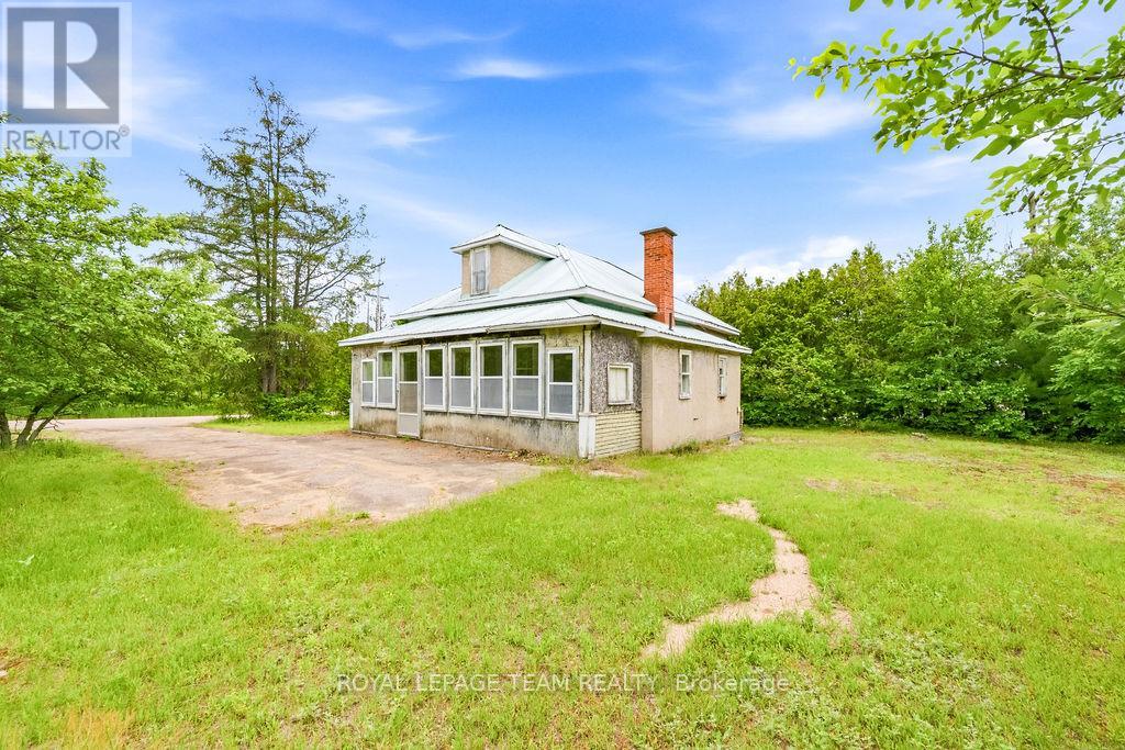 19 Lepinski Road, Madawaska Valley, Ontario  K0J 1B0 - Photo 3 - X13500612