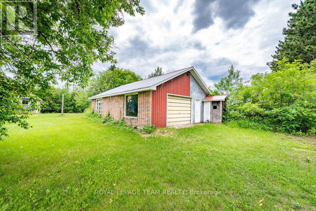 19 Lepinski Road, Madawaska Valley, Ontario  K0J 1B0 - Photo 50 - X13500612