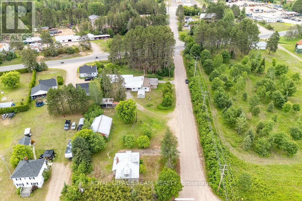19 Lepinski Road, Madawaska Valley, Ontario  K0J 1B0 - Photo 8 - X13500612