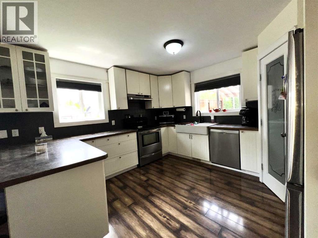 210 Railway Avenue SW, Rosalind, Alberta  T0B 2K0 - Photo 5 - A2320651