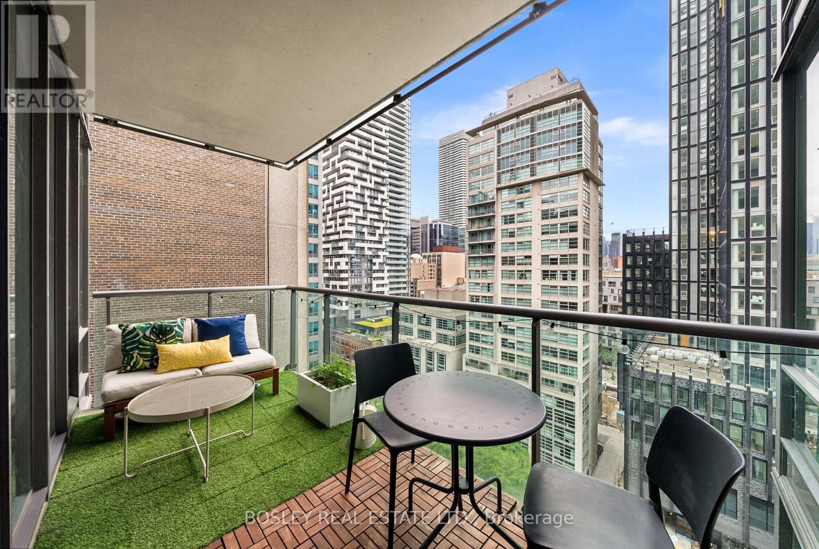 1303 - 33 Lombard Street, Toronto, Ontario  M5C 3H8 - Photo 17 - C13500608