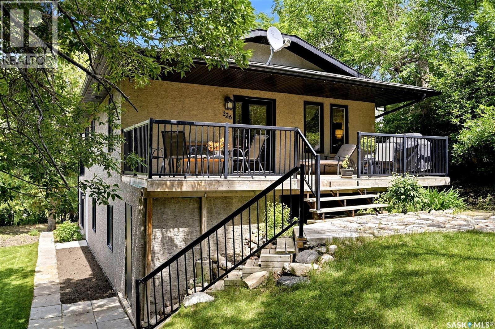 226 Daly Avenue, Regina Beach, Saskatchewan  S0G 4C0 - Photo 2 - SK040980