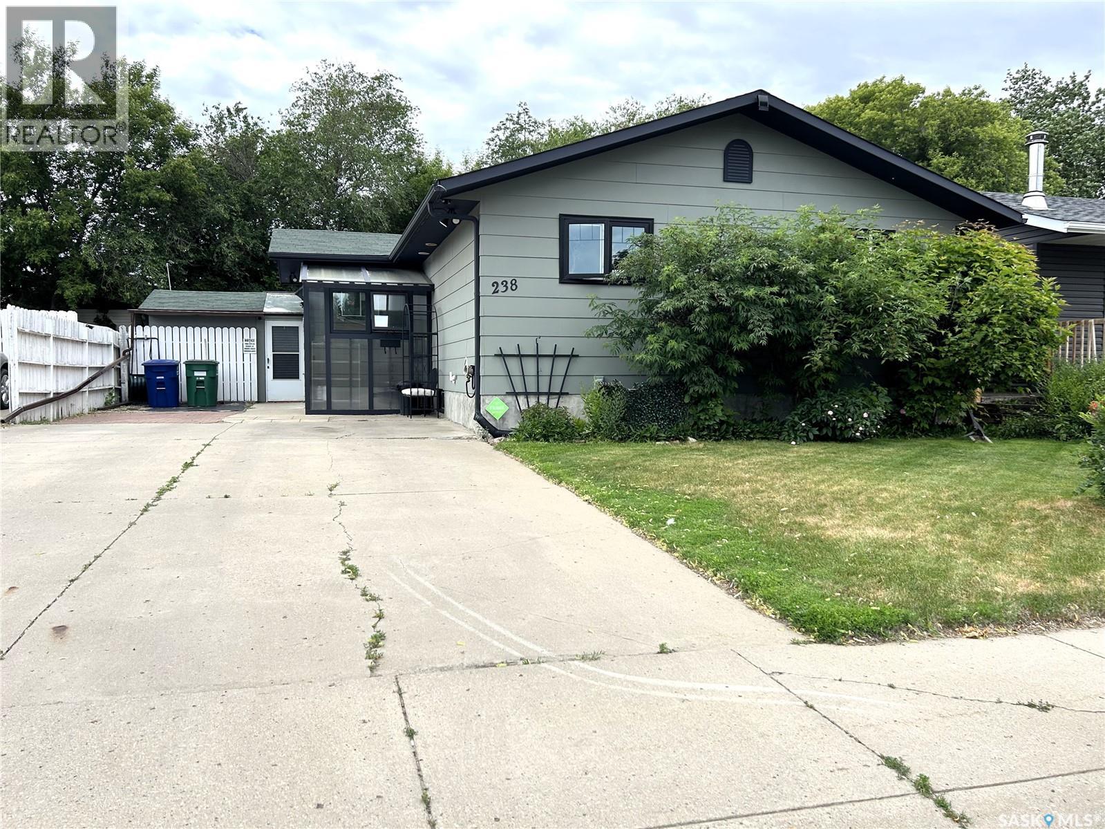 238 Nesbitt CRESCENT, saskatoon, Saskatchewan