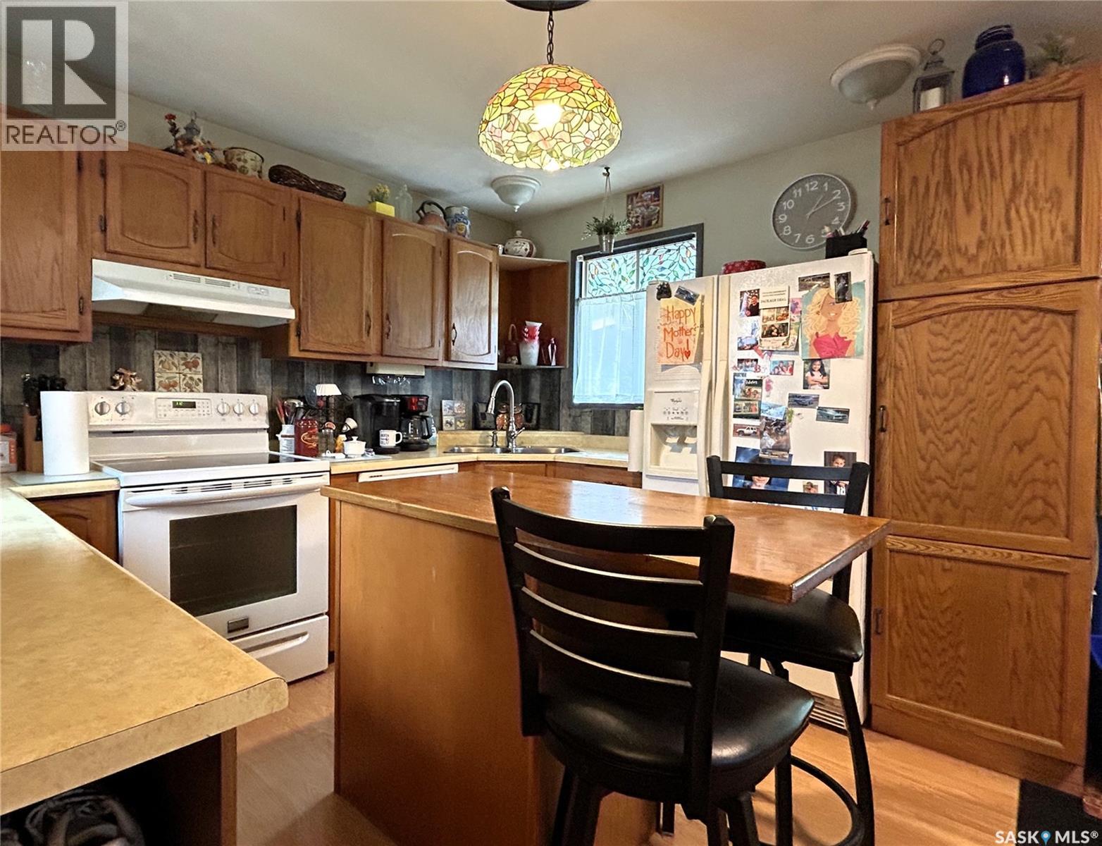 238 Nesbitt Crescent, Saskatoon, Saskatchewan  S7L 6E7 - Photo 4 - SK040940