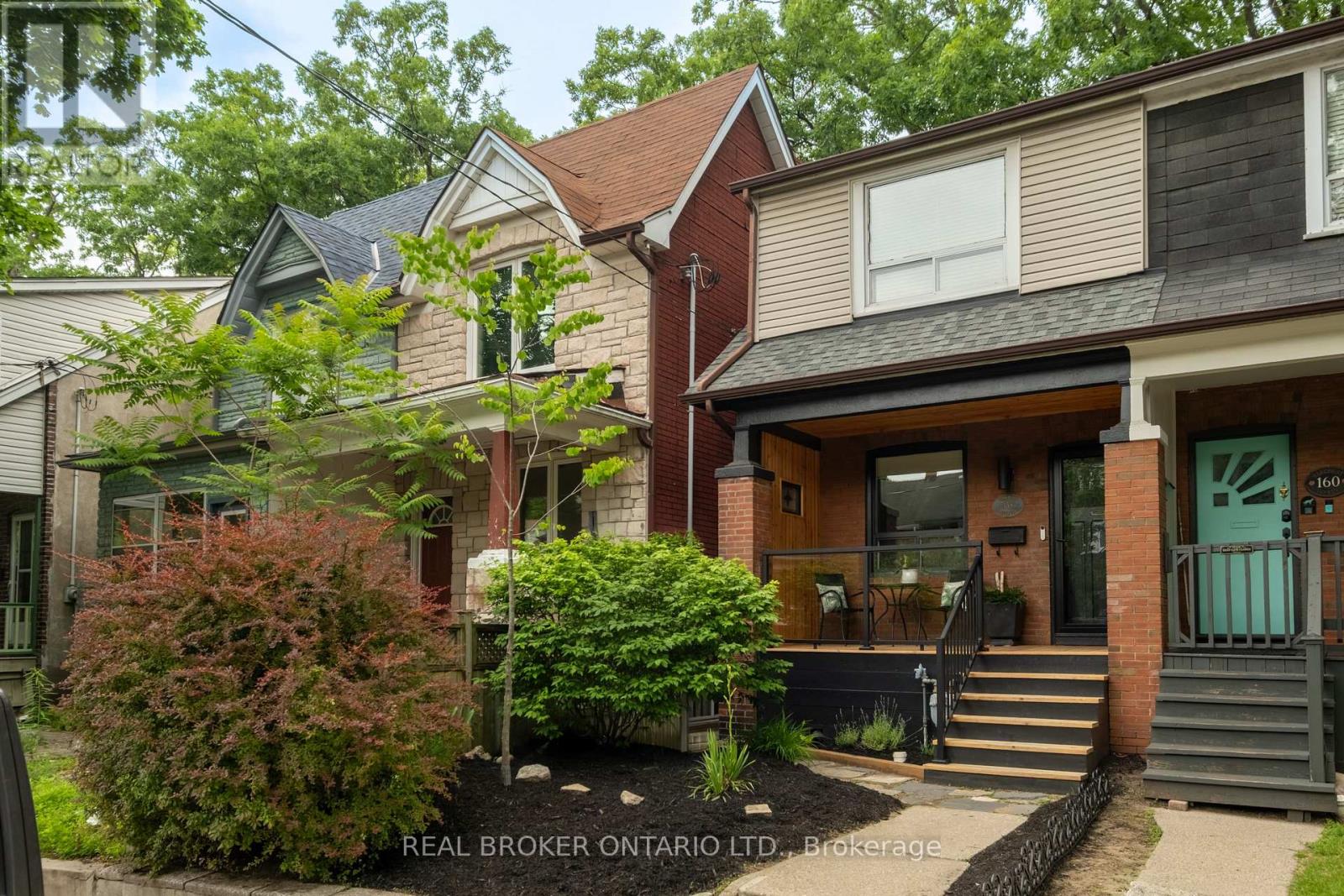 158 Oakcrest Avenue, Toronto, Ontario  M4C 1C1 - Photo 2 - E13500552