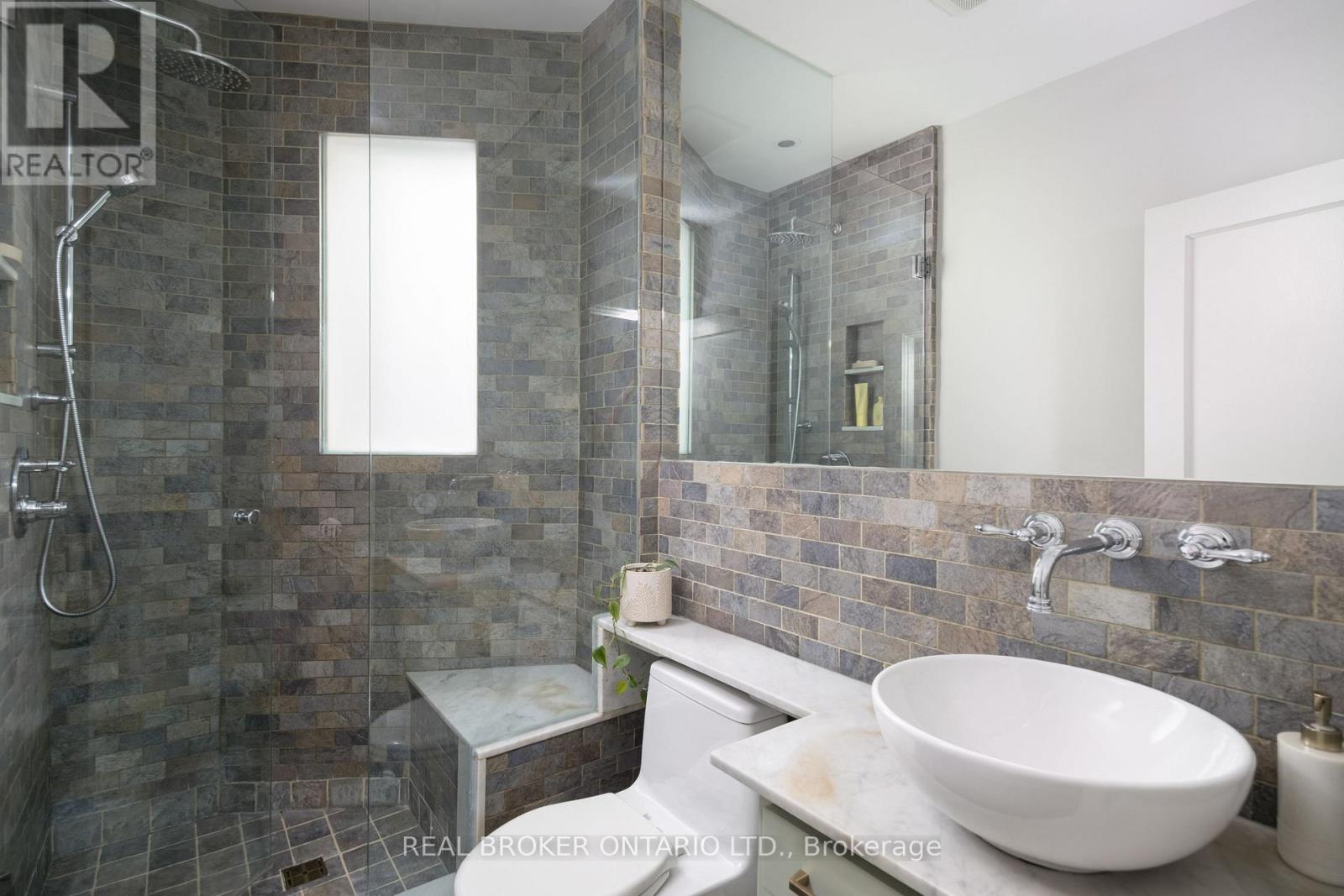 158 Oakcrest Avenue, Toronto, Ontario  M4C 1C1 - Photo 29 - E13500552