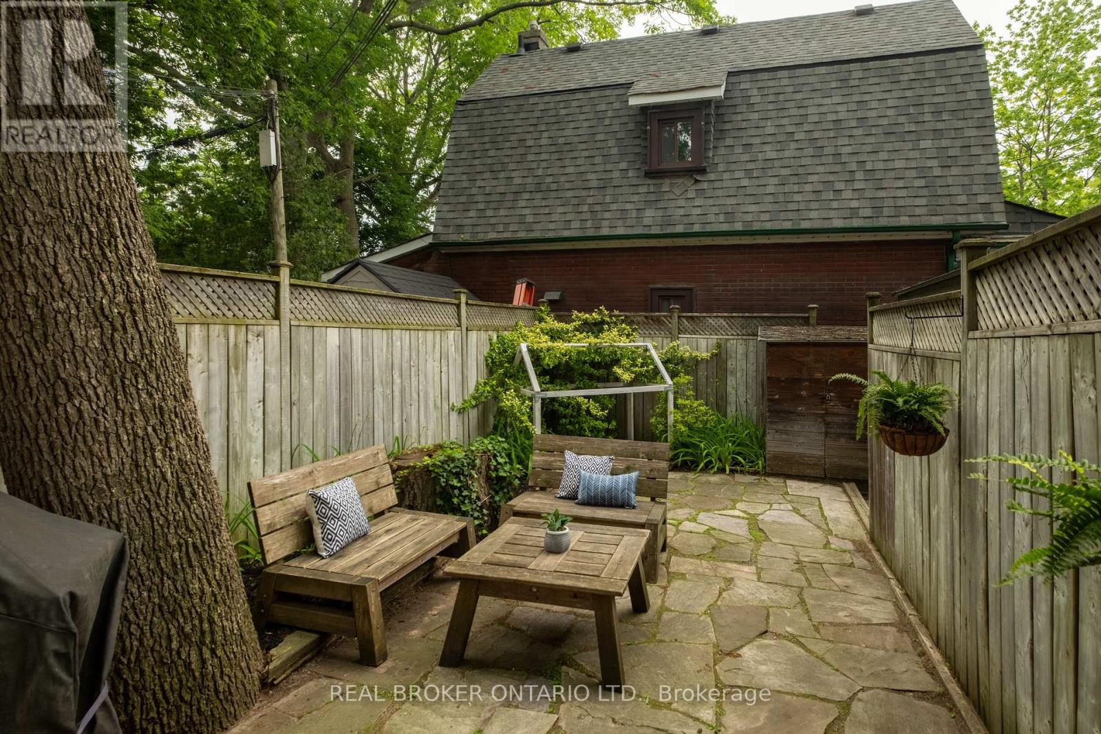 158 Oakcrest Avenue, Toronto, Ontario  M4C 1C1 - Photo 44 - E13500552