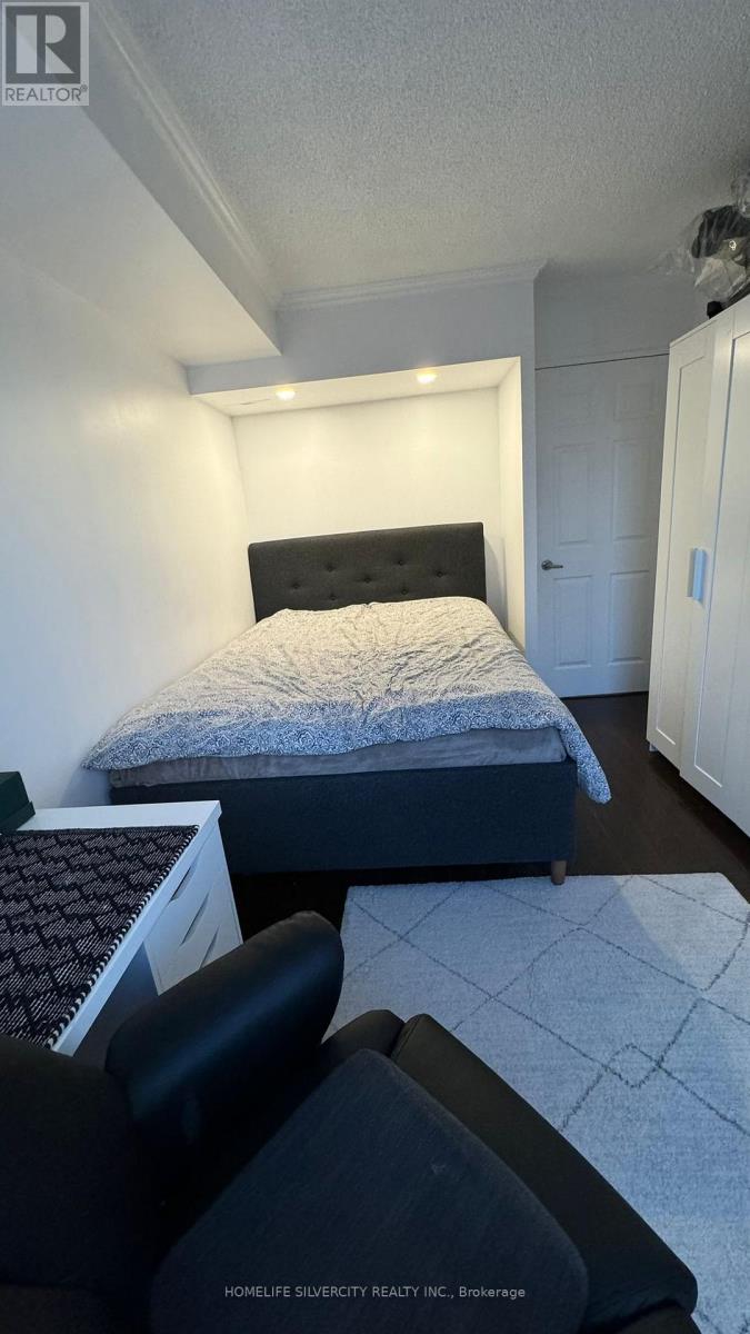 #2206 - 55 Elm Drive W, Mississauga, Ontario  L5B 3Z3 - Photo 11 - W13500530