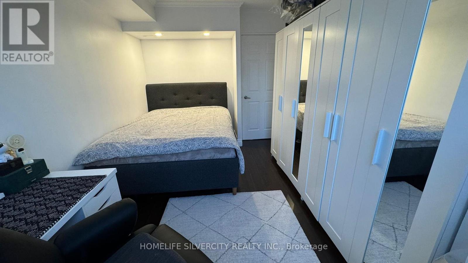 #2206 - 55 Elm Drive W, Mississauga, Ontario  L5B 3Z3 - Photo 12 - W13500530