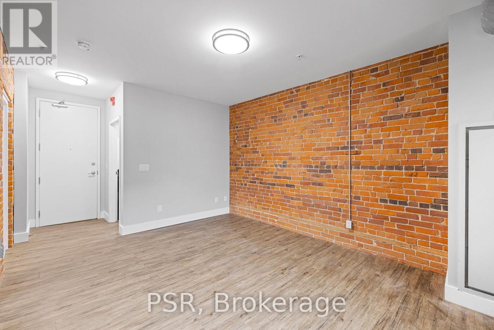 212 - 2870 Dundas Street W, Toronto, Ontario  M6P 1Y8 - Photo 3 - W13500532