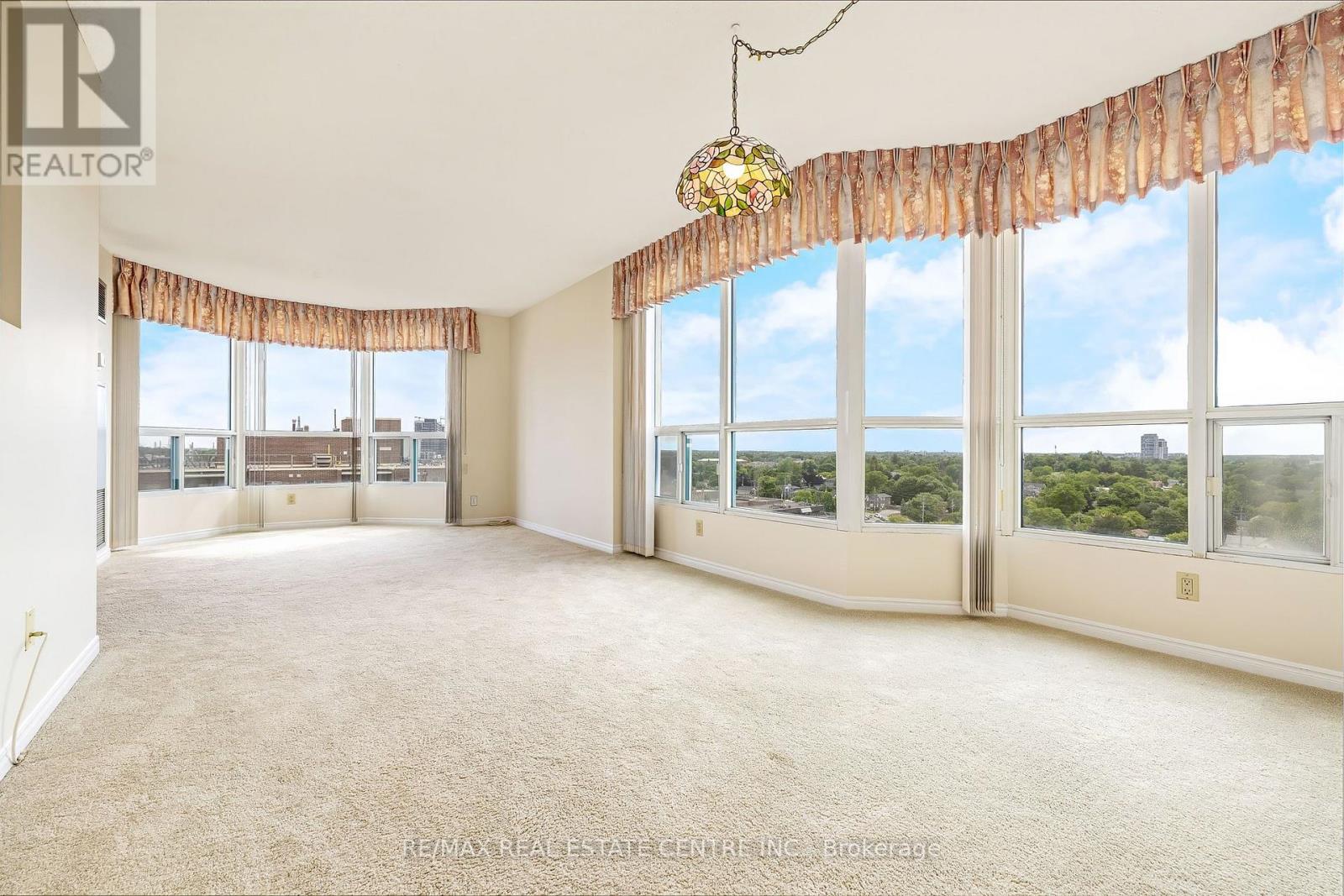 1202 - 100 Millside Drive, Milton, Ontario  L9T 5E2 - Photo 6 - W13500596