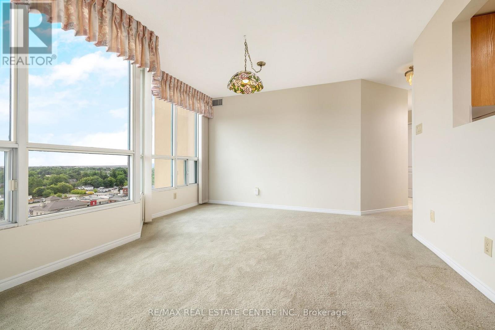 1202 - 100 Millside Drive, Milton, Ontario  L9T 5E2 - Photo 7 - W13500596